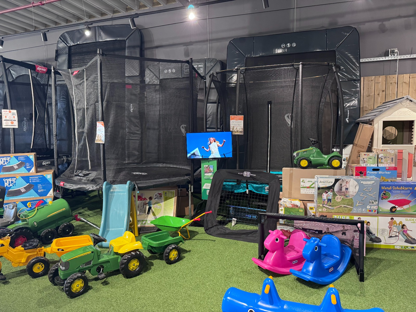 Trampolines in de showroom